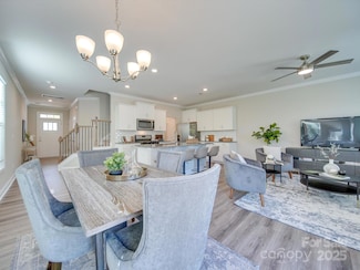 574 Altamonte Dr, Lake Wylie, SC 29710