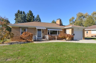 934 Illinois St, Racine, WI 53405