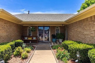 3405 Oak Grove Dr, Oklahoma City, OK 73110