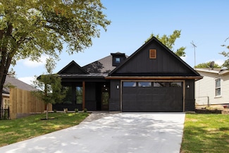 3307 NW 25th St, Fort Worth, TX 76106