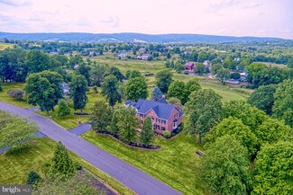 35336 Carnoustie Cir, Round Hill, VA 20141