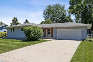 2838 Westgate Dr S, Fargo, ND 58103