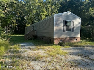 1432 Silverbrook Rd, Oriental, NC 28571