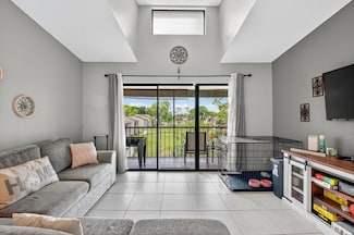 719 Sunny Pine Way Unit C3, Greenacres, FL 33415