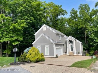 8401 Biggin Hill Ln, Louisville, KY 40220