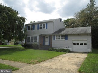 39 Luray Rd, New Castle, DE 19720