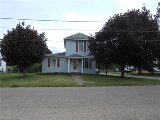 604 Walnut St, Crooksville, OH 43731