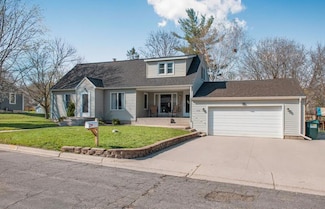 575 Borg Rd SE, Cokato, MN 55321