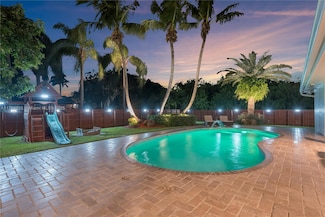 17222 SW 88th Ave, Palmetto Bay, FL 33157