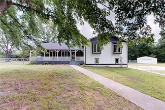 16372 S 1338 Rd, Nevada, MO 64772