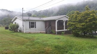 75 6th St, Coulter, PA 15028