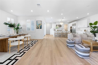 208 Zawn, Irvine, CA 92618