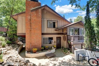 22595 Waters Dr, Crestline, CA 92325