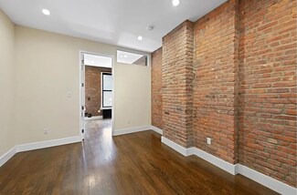 244 W 22nd St Unit 3A, New York, NY 10011
