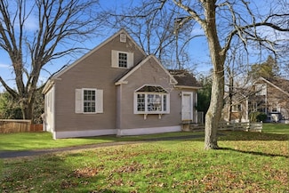 289 Morgan St, South Hadley, MA 01075