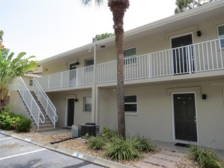 972 La Costa Cir Unit 6, Sarasota, FL 34237