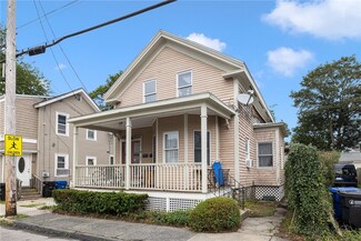 55 Gould St, Newport, RI 02840