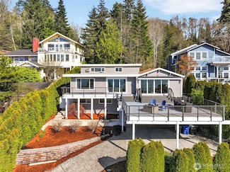 27044 10th Ave S, Des Moines, WA 98198