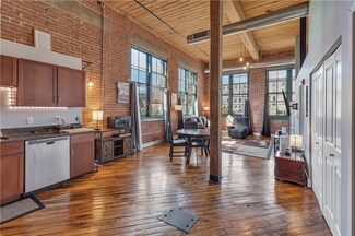 99 Allen St Unit 201, Woonsocket, RI 02895