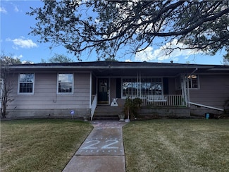 900 Winding Rd, College Station, TX 77840