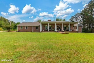 562 Old Jackson Rd, Henderson, TN 38340