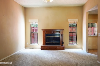 1940 Bluebird Dr, Webb City, MO 64870