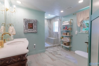 216 Merit Cir, Gadsden, AL 35901