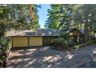 1065 Brookside Dr, Eugene, OR 97405