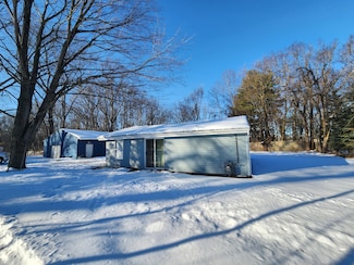 1254 Jeffrey Dr, Allegan, MI 49010