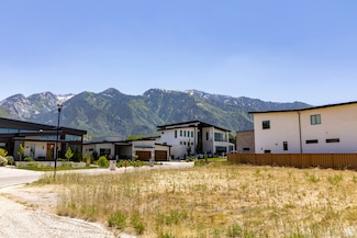 9942 S Altamont Dr, Sandy, UT 84092