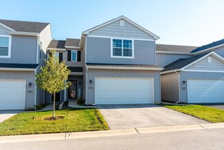 427 E Briarwood Ln, Lowell, IN 46356