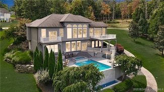 888 Las Campanas, Sunrise Beach, MO 65079