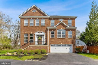 220 Bowen Ct, Annapolis, MD 21401