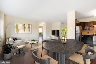 2101 17 Chestnut St Unit 518, Philadelphia, PA 19103