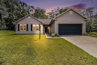 18086 Courtland Dr, South Bend, IN 46637