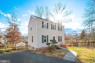 15230 Elk Run Rd, Chantilly, VA 20151