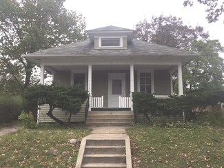 1121 Morton Ave, Elgin, IL 60120