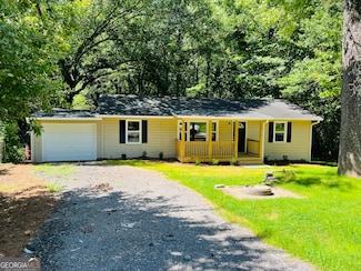 31 Swan Dr, Newnan, GA 30263