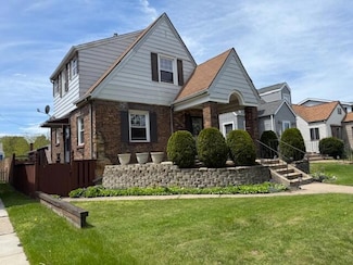 1446 Warwick Ave, Whiting, IN 46394