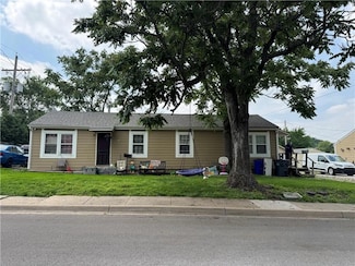 119 S Julia St, Olathe, KS 66061