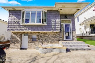 651 Rathbun Ave, Staten Island, NY 10312