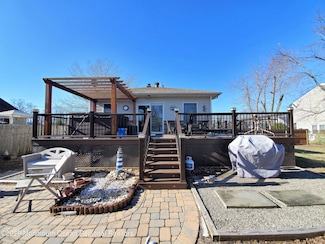 100 Hudson Ave, Keansburg, NJ 07734