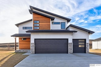 12422 N 161st Ave, Bennington, NE 68007