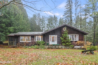 36 W Center Rd, West Stockbridge, MA 01266