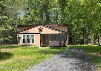 94 Cedarwood Terrace, Hamlin, PA 18427