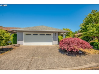 14843 NE Tillamook St, Portland, OR 97230