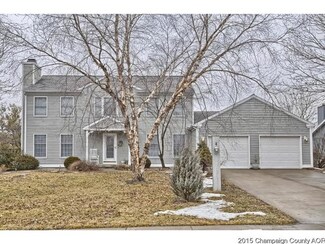 2920 Valley Brook Dr, Champaign, IL 61822