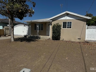 728 Real Rd, Bakersfield, CA 93309