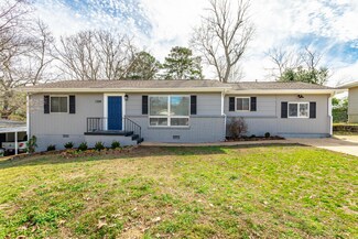1208 Cranbrook Dr, Hixson, TN 37343