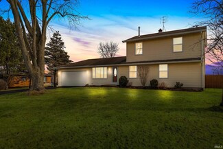 8030 Felger Rd, Fort Wayne, IN 46818